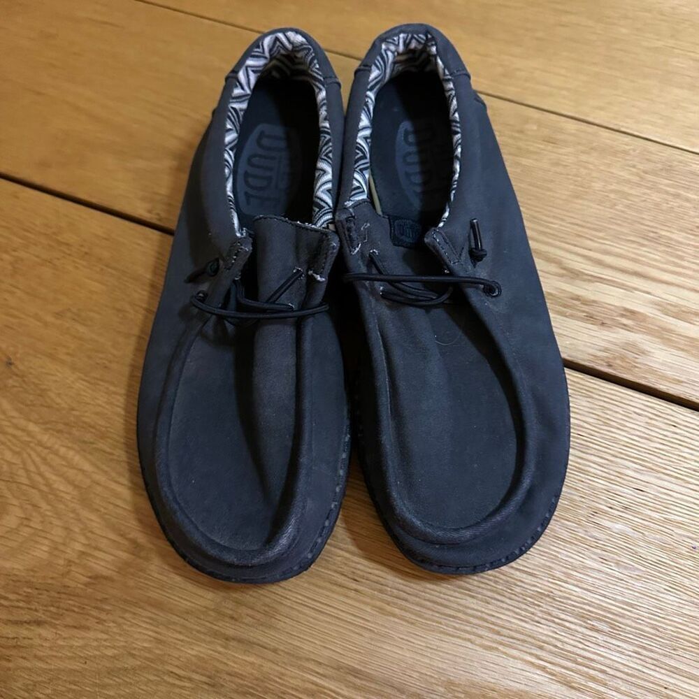 Hey Dude youth gray black slip on shoes j4
